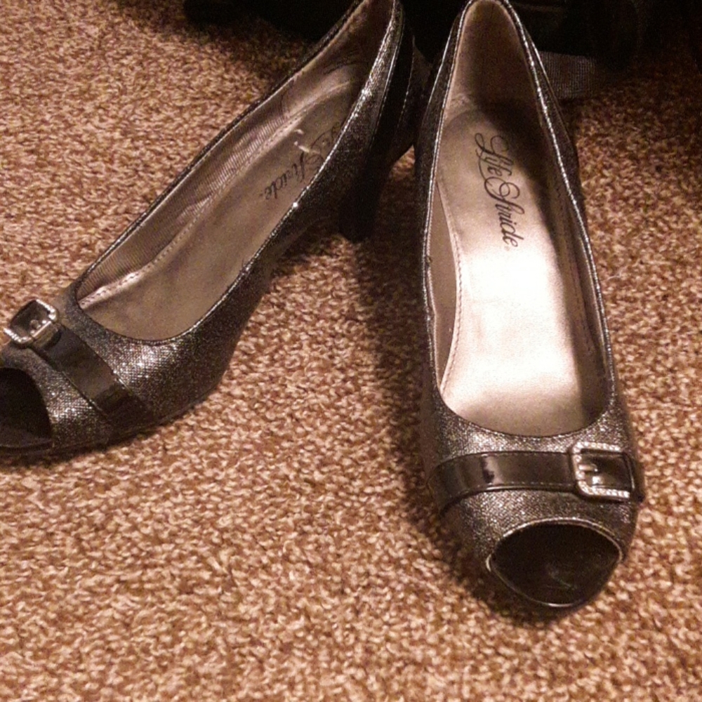 Size USA8 Heels